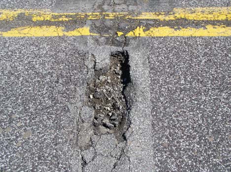 File:Maint Pl guide Pothole Patching Temp Emerg10.jpg