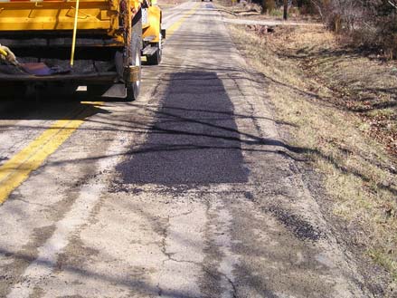 File:Maint Pl guide Pothole Patching Temp Emerg6.jpg
