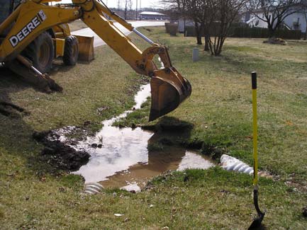 File:773 Clean and Reshape Earth Ditches2.jpg