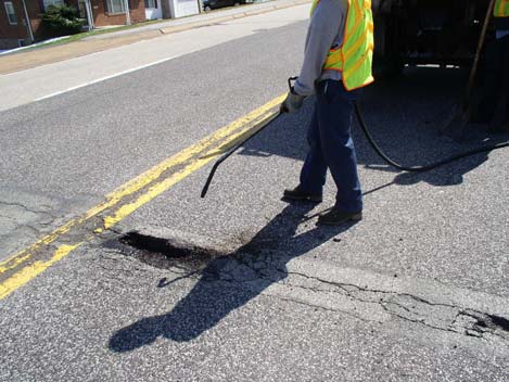 File:Maint Pl guide Pothole Patching Temp Emerg11.jpg