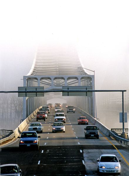 File:700 Photo Jeff City Bridge.jpg
