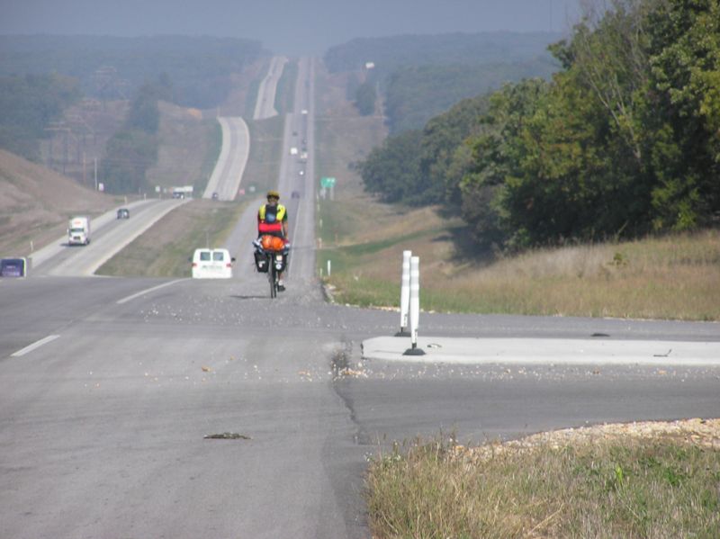 File:641.1 PHOTO1 Bike on paved shoulder.jpg