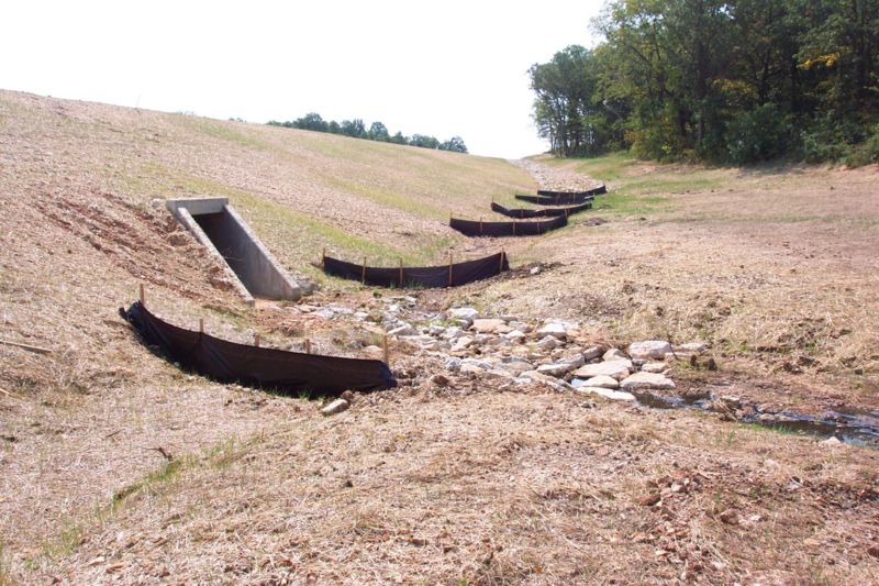 File:806.1.1.1 PHOTO 1 SILT FENCE.jpg