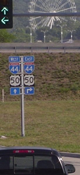 File:903.19.13 sign assembly.jpg