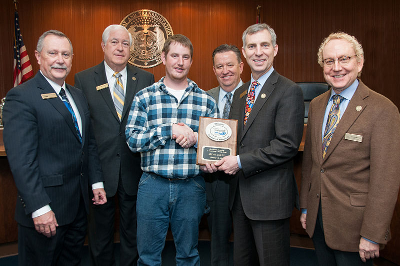 File:Main Page Mar 6, 2014.jpg