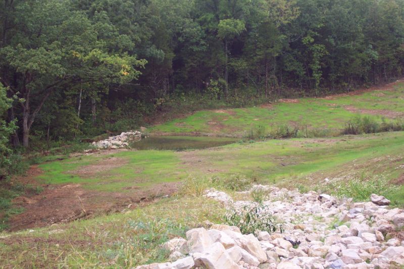 File:806.1.1.2 PHOTO 14 ROCK PAN.jpg