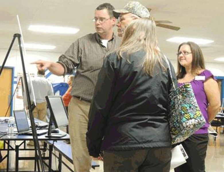 File:Main Page Nov 20, 2013.jpg