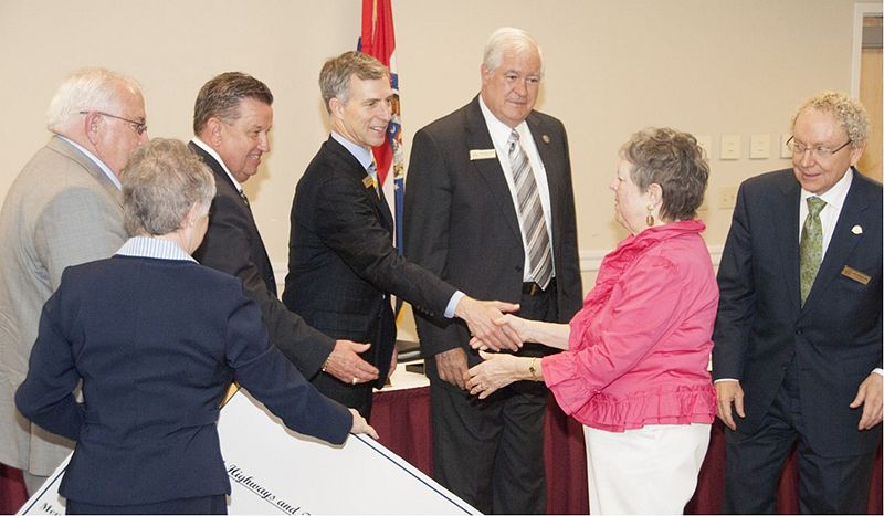 File:Main Page June 10, 2013.jpg