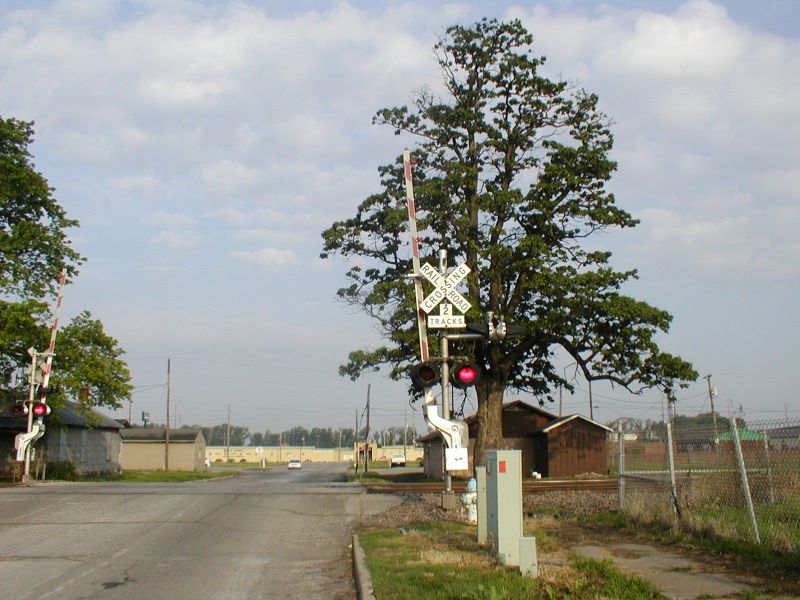 File:643.4 Photo1 Flashing Light Signal.jpg
